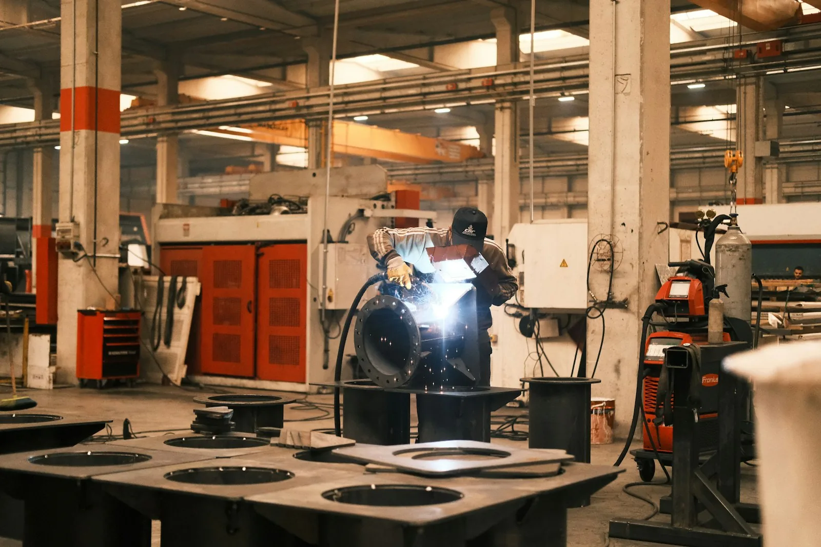 Riveting machine